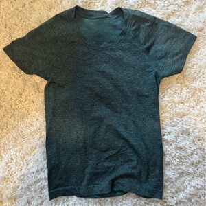 Lululemon swiftly tech green top